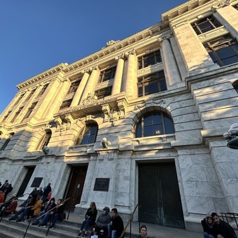 Witches Brew Tours - Meeting spot: Courthouse steps - Tours Near Me - New Orleans, Louisiana