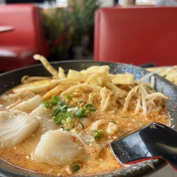 Golden Eagle Chinese Restaurant - Seafood Near Me - Honolulu, Hawaii Golden Eagle Chinese Restaurant - Seafood Near Me - Honolulu, Hawaii