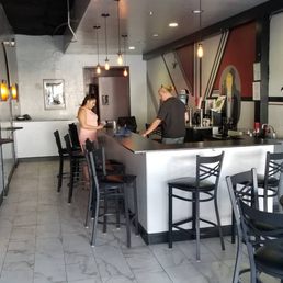 The intimate and relaxed atmosphere of wine boss