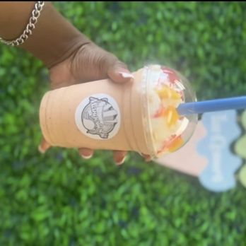 Mangoholic - STRAWBERRY MANGO OVERLOAD - Desserts Near Me - Virginia Beach, Virginia