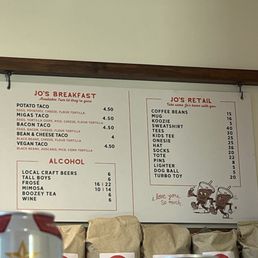Food / alcohol Food / alcohol