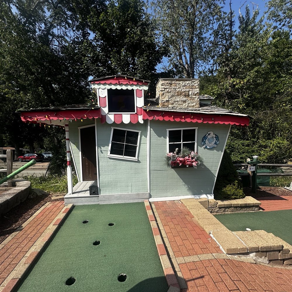 Sunset Golf - Mini Golf Grinch House - Mini Golf Near Me - South Park Township, Pennsylvania Sunset Golf - Mini Golf Grinch House - Mini Golf Near Me - South Park Township, Pennsylvania