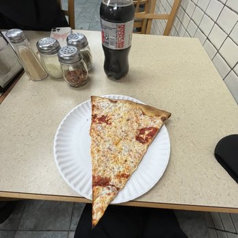 Underground Pizza - margarita pizza slice - Pizza Near Me - New York, New York Underground Pizza - margarita pizza slice - Pizza Near Me - New York, New York