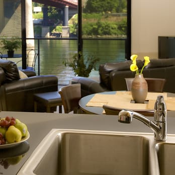 Spectacular Design - Modern Vantage Waterfront Lake Oswego Kitchen Sophisticated Entertaining Space Urban Condo Portland Oregon - Interior Design Near Me - Portland, Oregon Spectacular Design - Modern Vantage Waterfront Lake Oswego Kitchen Sophisticated Entertaining Space Urban Condo Portland Oregon - Interior Design Near Me - Portland, Oregon