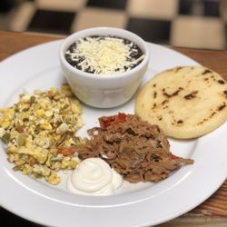 Ajiacos - Desayuno Venezolano