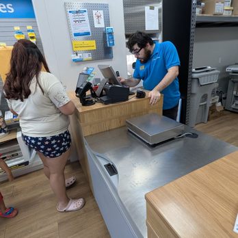 The UPS Store - Shipping Centers Near Me - San Antonio, Texas