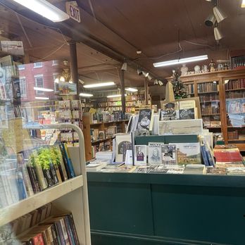 Riverow Bookshop - Bookstores Near Me - Owego, New York