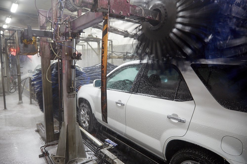 DRIVE & SHINE CAR WASH Updated September 2024 400 N Nappanee St