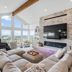 American Remodeling Experts - Living Room