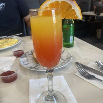 Mimosa Cafe - Sunset Mimosa - Breakfast & Brunch Near Me - Bakersfield, California