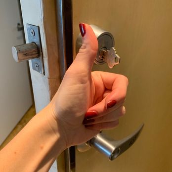 Direct Locksmith Services - Awesome :) - Keys & Locksmiths Near Me Direct Locksmith Services - Awesome :) - Keys & Locksmiths Near Me