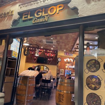 El Glop Gaudí - Store front - Restaurants Near Me - Barcelona, B
