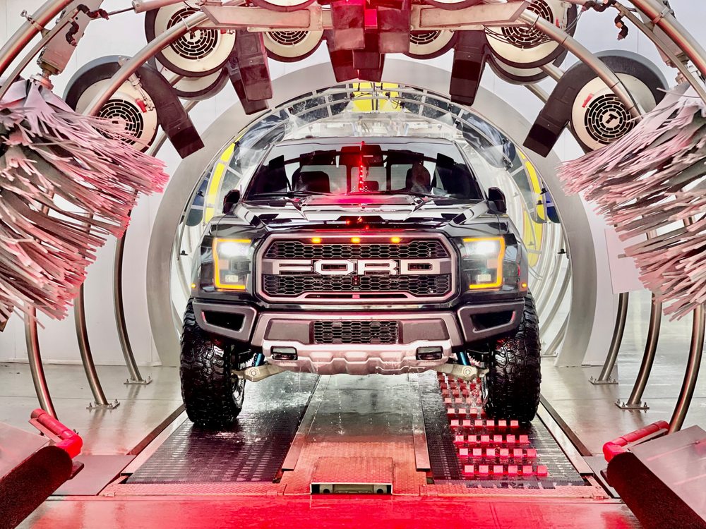 WAVES EXPRESS CAR WASH Updated September 2024 129 Photos 410