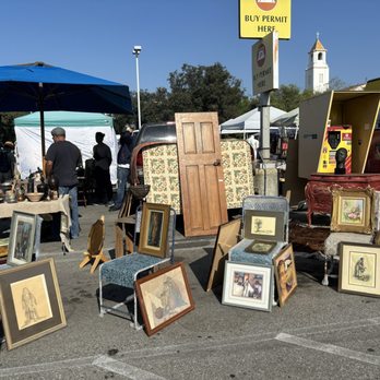 PASADENA CITY COLLEGE FLEA MARKET - Updated February 2026 - 242 Photos & 130 Reviews - 1570 E