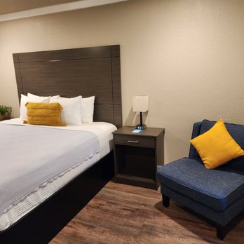 The Elet Hotel - Hotels Near Me - South Lake Tahoe, California The Elet Hotel - Hotels Near Me - South Lake Tahoe, California