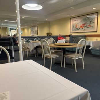 Orange Blossom Chinese Restaurant - Clean and charming dinning room! - Chinese Near Me - Orange, California Orange Blossom Chinese Restaurant - Clean and charming dinning room! - Chinese Near Me - Orange, California