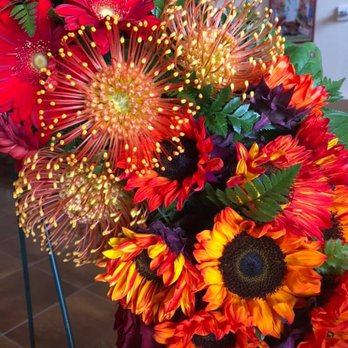 RC Flowers - Doris Arias Funeral in St. Margaret Parish in Oceanside CA June 2019 - Florists Near Me - Vista, California RC Flowers - Doris Arias Funeral in St. Margaret Parish in Oceanside CA June 2019 - Florists Near Me - Vista, California