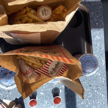 PORTILLO’S - Updated October 2025 - 391 Photos & 249 Reviews - 3761 E ...