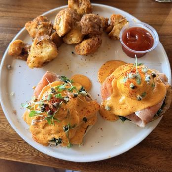 iJAVA Cafe - Salmon Benedict - Cafes Near Me - San Jose, California iJAVA Cafe - Salmon Benedict - Cafes Near Me - San Jose, California