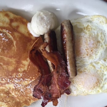 Harry's All American - Two's Company! - Breakfast & Brunch Near Me - Boston, Massachusetts