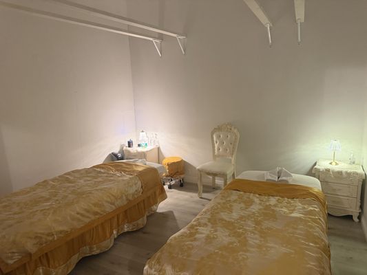 Leading Massage Welcomes you! - Welcome to Leading Massage Leading Massage Welcomes you! - Welcome to Leading Massage