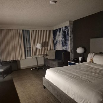 Niagara Falls Marriott on the Falls - Hotels Near Me - Niagara Falls, Ontario Niagara Falls Marriott on the Falls - Hotels Near Me - Niagara Falls, Ontario