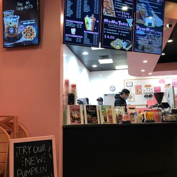 Momo Ashi Cafe - Interior - Bubble Tea Near Me - Winston-Salem, North Carolina Momo Ashi Cafe - Interior - Bubble Tea Near Me - Winston-Salem, North Carolina