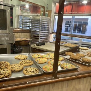 Mattheessen's - More cookies on display - Desserts Near Me - Key West, Florida