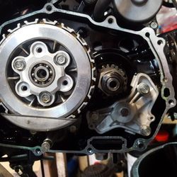 Moto Man of 214 - Upgraded pressure plate and clutch springs. High flow oil pump. Oil spinner delete