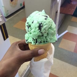 TJ's Deli and Ice Cream