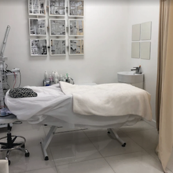 Sara's Wax & Beauty Bar