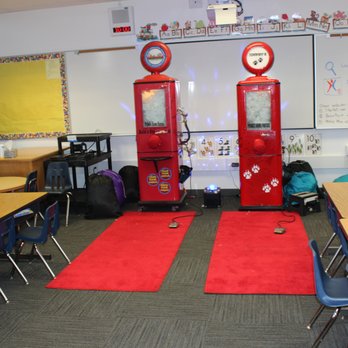 Johnny's Animaland - Kids have a blast in their classrooms! - Party Characters Near Me