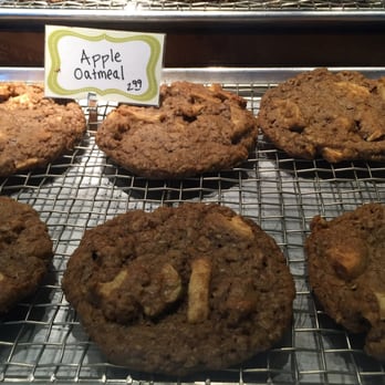 Summer House - Mmh Cookies! - Burgers Near Me - Chicago, Illinois Summer House - Mmh Cookies! - Burgers Near Me - Chicago, Illinois