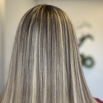 BeautybyTwee Studio - Highlights & cut - Makeup Artists Near Me - Richardson, Texas