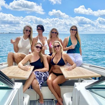 Kokomo Charters - So much room on the 37ft Sea Ray "Top Shelf." - Boat Charters Near Me - Sarasota, Florida Kokomo Charters - So much room on the 37ft Sea Ray "Top Shelf." - Boat Charters Near Me - Sarasota, Florida