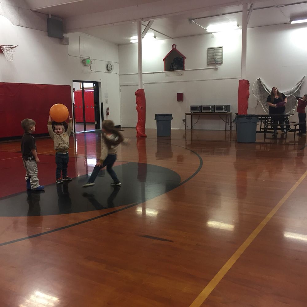 Perrydale School - Play time in Perrydale's old gym - Middle Schools & High Schools Near Me - Amity, Oregon Perrydale School - Play time in Perrydale's old gym - Middle Schools & High Schools Near Me - Amity, Oregon