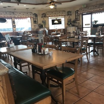 Farmer Boys - Yup 9:30 am and there was but one diner. Still took almost 30 minutes for my order. - Burgers Near Me - Baldwin Park, California