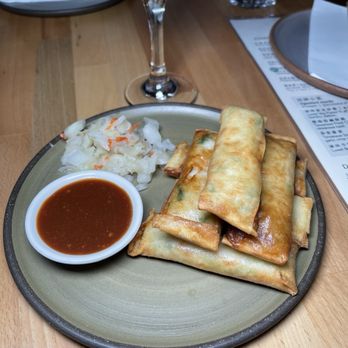 Minyoli - Shrimp Spring Roll - Taiwanese Near Me - Chicago, Illinois Minyoli - Shrimp Spring Roll - Taiwanese Near Me - Chicago, Illinois
