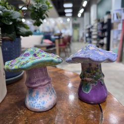 We have ceramics to glaze! With all kinds of fun glaze options!