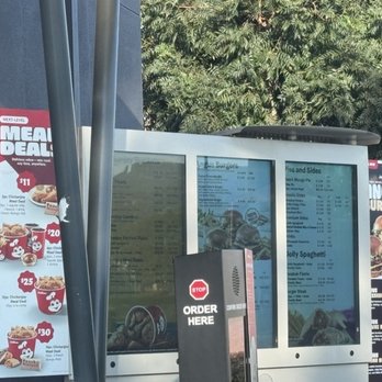 Jollibee - Drive thru - Fast Food Near Me - West Covina, California Jollibee - Drive thru - Fast Food Near Me - West Covina, California