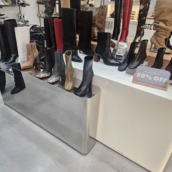 Steve Madden - Shoes and current deal - Shoe Stores Near Me - Sherman Oaks, California Steve Madden - Shoes and current deal - Shoe Stores Near Me - Sherman Oaks, California