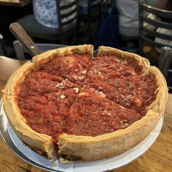 Giordano's - Cheese Deep Dish Pizza - Pizza Near Me - Chicago, Illinois