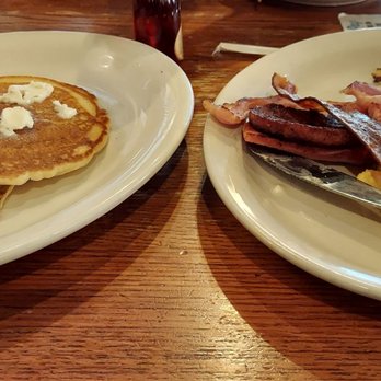 Cracker Barrel Old Country Store - Grandna's Sampler. - American Near Me - Charlotte, North Carolina Cracker Barrel Old Country Store - Grandna's Sampler. - American Near Me - Charlotte, North Carolina
