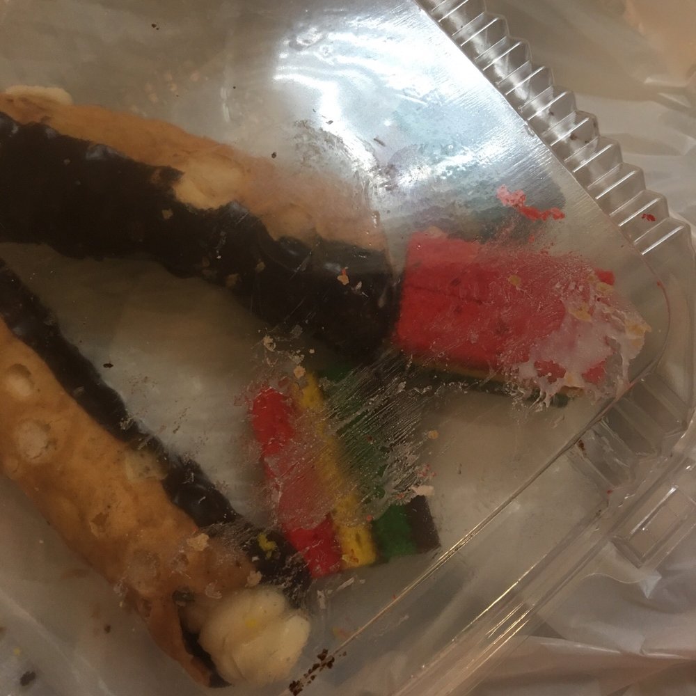 Luna Cafe - When the dizzy waitress handed the bag to me it flipped and she didn't care or attempted to fix it - Cafes Near Me - Bronx, New York Luna Cafe - When the dizzy waitress handed the bag to me it flipped and she didn't care or attempted to fix it - Cafes Near Me - Bronx, New York