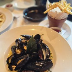 Mussel with Fries