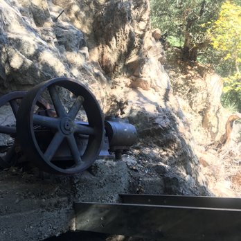 Dawn Mine Hike - Hiking Near Me - Altadena, California Dawn Mine Hike - Hiking Near Me - Altadena, California