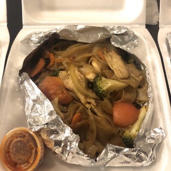 Pad Thai - Spicy Basil Noodle - Thai Near Me - Santa Ana, California Pad Thai - Spicy Basil Noodle - Thai Near Me - Santa Ana, California