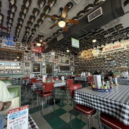 COOL place to eat FISH! Ceiling & walls R covered with fish, that it makes me want to go fishing & bring my fish & stick it on the wall! COOL place to eat FISH! Ceiling & walls R covered with fish, that it makes me want to go fishing & bring my fish & stick it on the wall!