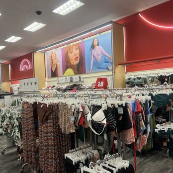 Target - Department Stores Near Me - Tampa, Florida