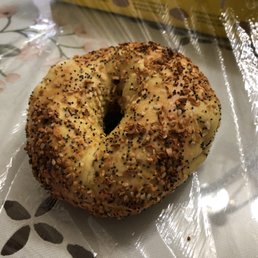 Everything bagel 4/5 Everything bagel 4/5